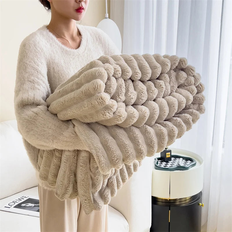 Luxurious Cozy Winter Throw Blanket