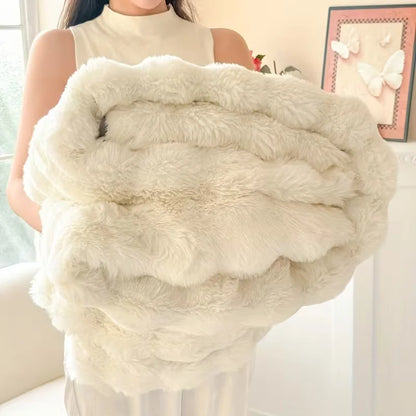 Luxurious Faux Fur Throw Blanket