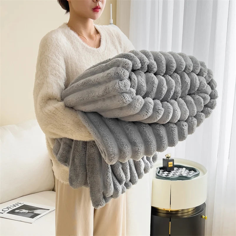 Cozy Luxury Winter Throw Blanket